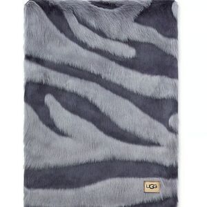 Ugg Shayla Faux Fur Throw Blanket- Space Age/Gravel/Grey